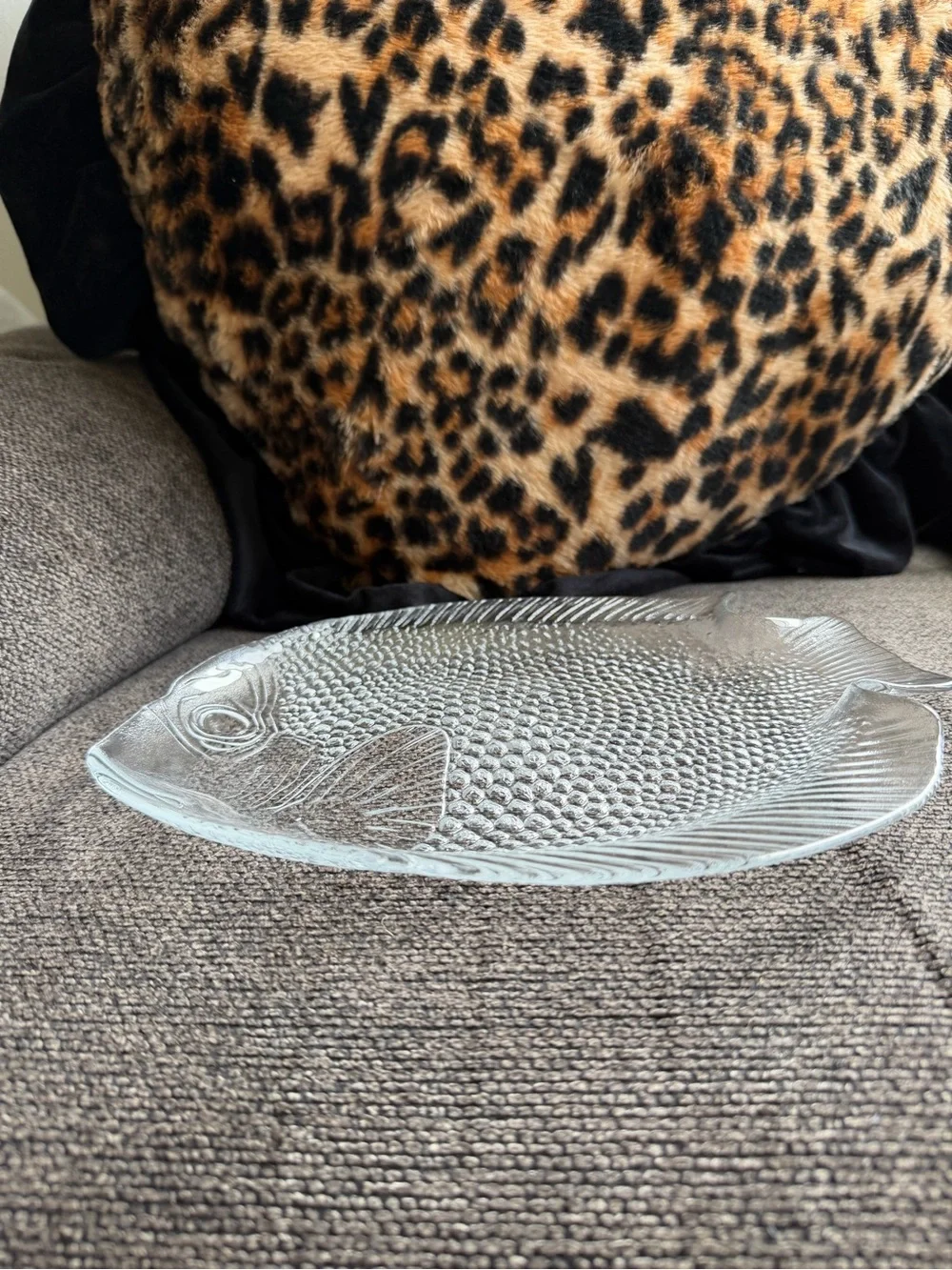 1970s Clear Glass Fish-Shaped Dish - Transparent
